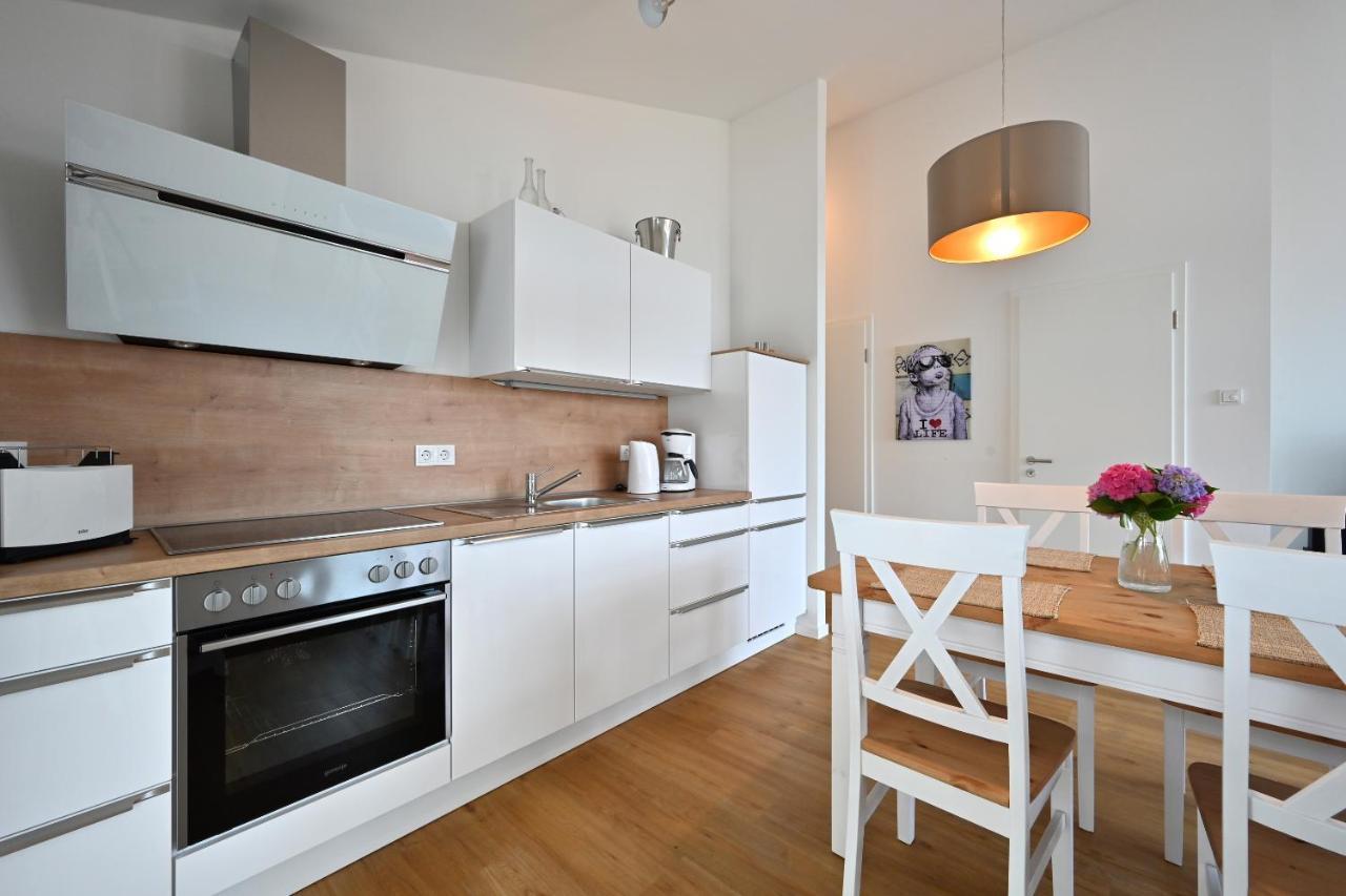 Ferienwohnung La Mola Glowe Exterior photo